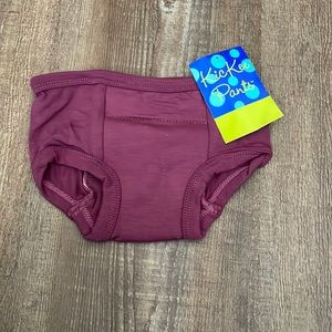 NWT Kickee pants trainers